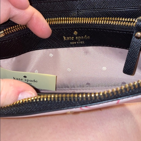 Kate Spade Wallet - Picture 7 of 8